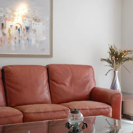 Park Apartment *